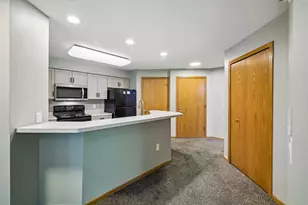 7203 Mid Town Rd, Madison, WI 53719 - Photo 21