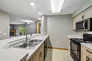 7203 Mid Town Rd, Madison, WI 53719 - Photo 17