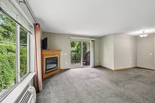 7203 Mid Town Rd, Madison, WI 53719 - Photo 9