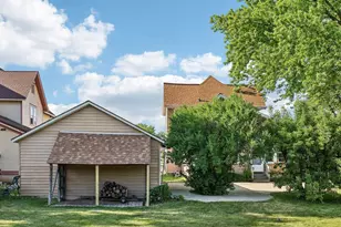 202 W 3rd St, Waunakee, WI 53597 - Photo 43