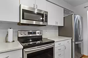 7203 Mid Town Rd, Madison, WI 53719 - Photo 11