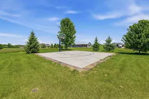 N6350 Tradewinds Cir, Beaver Dam, WI 53916 - Photo 53