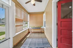 811 W Franklin St, Portage, WI 53901 - Photo 3