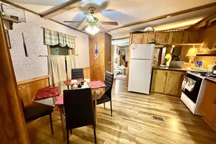 31 Maple Grove Ave, Jefferson, WI 53549 - Photo 13