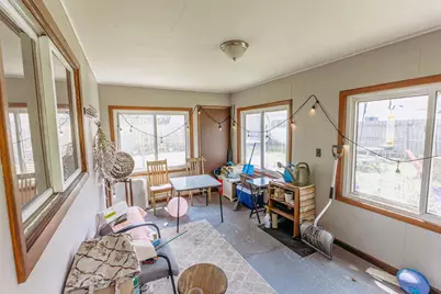 3813 Barnard Avenue, Cudahy, WI 53110 - Photo 5