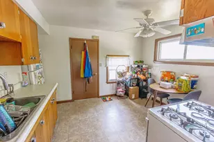 3813 E Barnard Ave, Cudahy, WI 53110 - Photo 27
