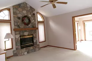 620 Monroe St, Beaver Dam, WI 53916 - Photo 9