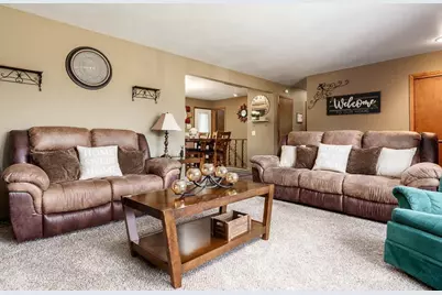 1749 Oak Leaf Drive, South Beloit, IL 61080 - Photo 15