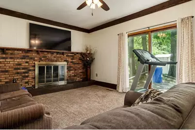 1749 Oak Leaf Drive, South Beloit, IL 61080 - Photo 25