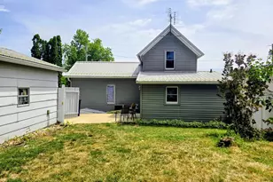 288 Riverside St, Janesville, WI 53548 - Photo 15