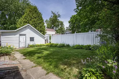 309 S Madison Street, Stoughton, WI 53589 - Photo 25