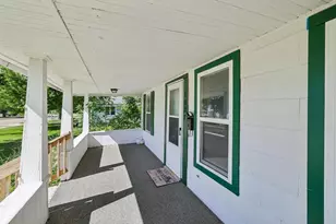 1027 Farnham St, Columbus, WI 53925 - Photo 7
