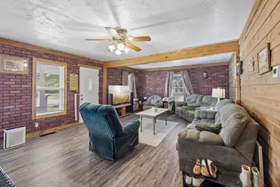 1027 Farnham Street, Columbus, WI 53925 - Photo 9