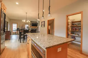 209 Waverly Dr, Cambridge, WI 53523 - Photo 19