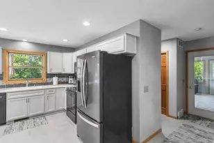 W14222 Selwood Dr, Prairie Du Sac, WI 53578 - Photo 23