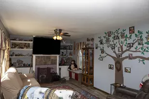 125 Keyes St, Lake Mills, WI 53551 - Photo 5