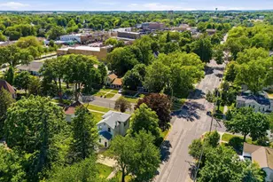 121 N 5th St, Delavan, WI 53115 - Photo 37