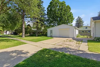 121 N 5th Street, Delavan, WI 53115 - Photo 29