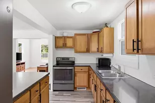 121 N 5th St, Delavan, WI 53115 - Photo 15