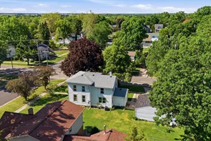 121 N 5th St, Delavan, WI 53115 - Photo 35