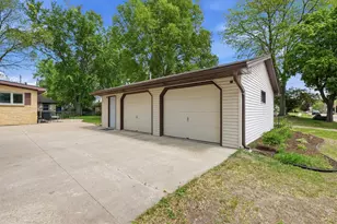 520 6th St, Prairie Du Sac, WI 53578 - Photo 31