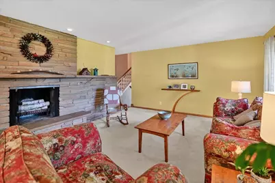11 Fuller Drive, Madison, WI 53704 - Photo 7