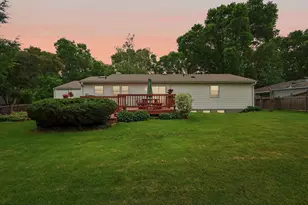318 Oldfield Rd, Madison, WI 53717 - Photo 23
