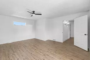 432 W Marion St, Portage, WI 53901 - Photo 29