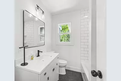 432 W Marion Street, Portage, WI 53901 - Photo 21