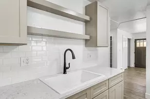 432 W Marion St, Portage, WI 53901 - Photo 17