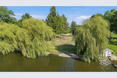 W10904 Glen Drive, Beaver Dam, WI 53916 - Photo 3