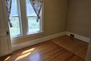 1724 Parmenter St, Middleton, WI 53562 - Photo 9