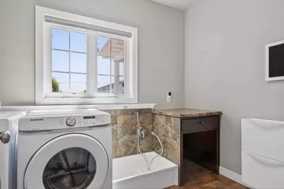 524 N Sherman Avenue, Madison, WI 53704 - Photo 39