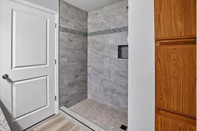 806 Whispering Pines Way #806, Fitchburg, WI 53713 - Photo 25