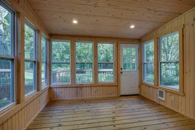 927 Camp Fire Drive, Sun Prairie, WI 53590 - Photo 11