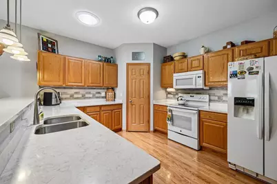 323 Lauren Lane, Watertown, WI 53094 - Photo 7