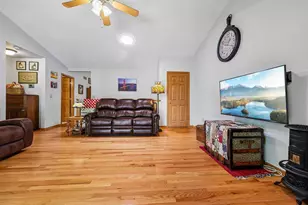 323 Lauren Ln, Watertown, WI 53094 - Photo 11