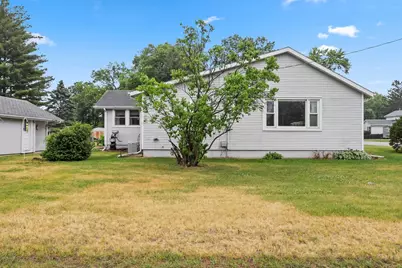 802 E 7th Avenue, Brodhead, WI 53520 - Photo 7