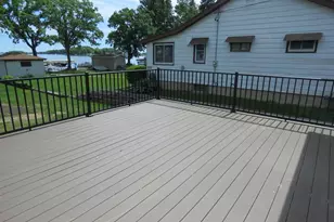 N10380 Howard Dr, Fox Lake, WI 53933 - Photo 9