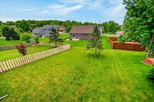 209 W Gonstead Rd, Mount Horeb, WI 53572 - Photo 15
