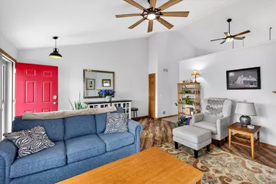 209 W Gonstead Road, Mount Horeb, WI 53572 - Photo 7