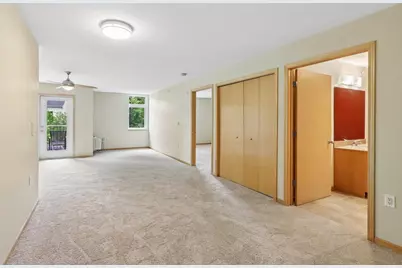 8206 Starr Grass Drive #207, Madison, WI 53719 - Photo 7