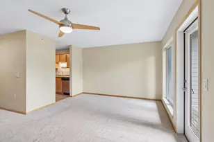 8206 Starr Grass Dr, Madison, WI 53719 - Photo 13