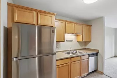 8206 Starr Grass Drive #207, Madison, WI 53719 - Photo 17
