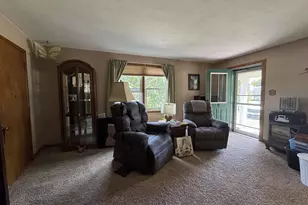 930 S Grove St, Ripon, WI 54971 - Photo 9
