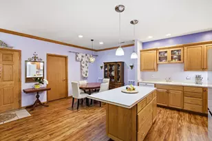 6802 Raymond Rd, Madison, WI 53719 - Photo 5