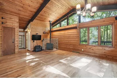 3068 Timber Lane, Verona, WI 53593 - Photo 9