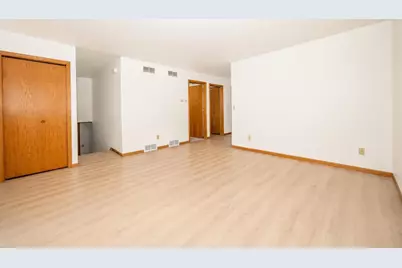 5753-5755 Lacy Road, Fitchburg, WI 53711 - Photo 15