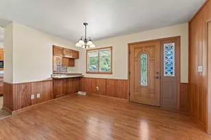 215 8th St, Reedsburg, WI 53959 - Photo 5