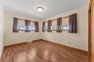 215 8th St, Reedsburg, WI 53959 - Photo 21